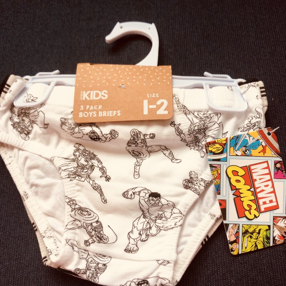 BOYS BRIEFS